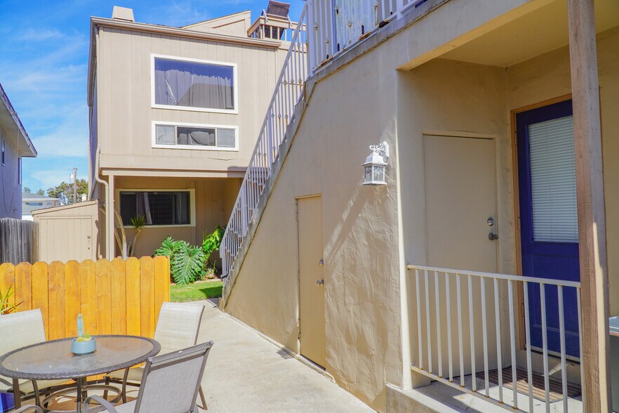 More Photos Of 1141 Reed Ave, San Diego Apartments For Sale