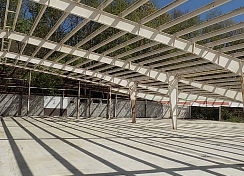 More Photos Of 510 Roanoke St, Christiansburg Land For Sale