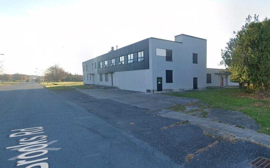 More Photos Of 195 Brooks Rd, Rome Office For Lease