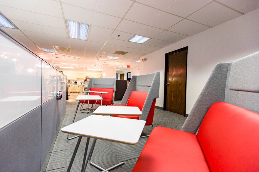 More Photos Of 28400 Northwestern Hwy, Southfield Office For Sale