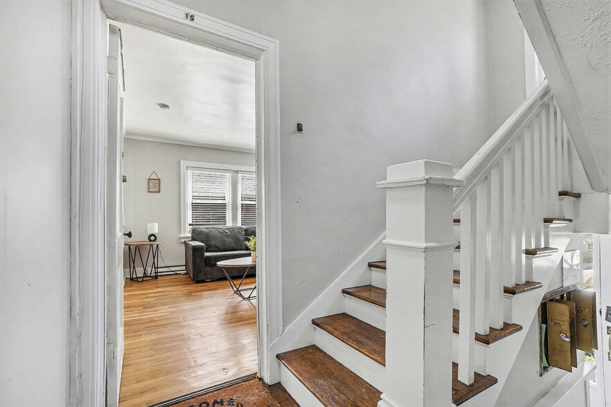 More Photos Of 4009-4015 Charlotte St, Kansas City Apartments For Sale