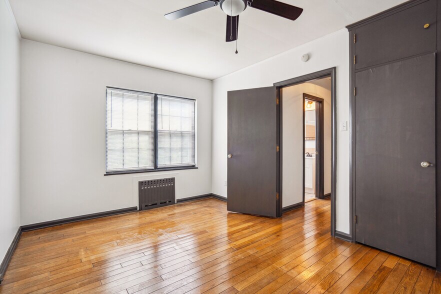 More Photos Of 3333 Grand Ave, Des Moines Apartments For Sale