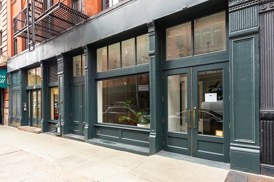 Primary Photo Of 186 Franklin St, New York Apartments For Lease