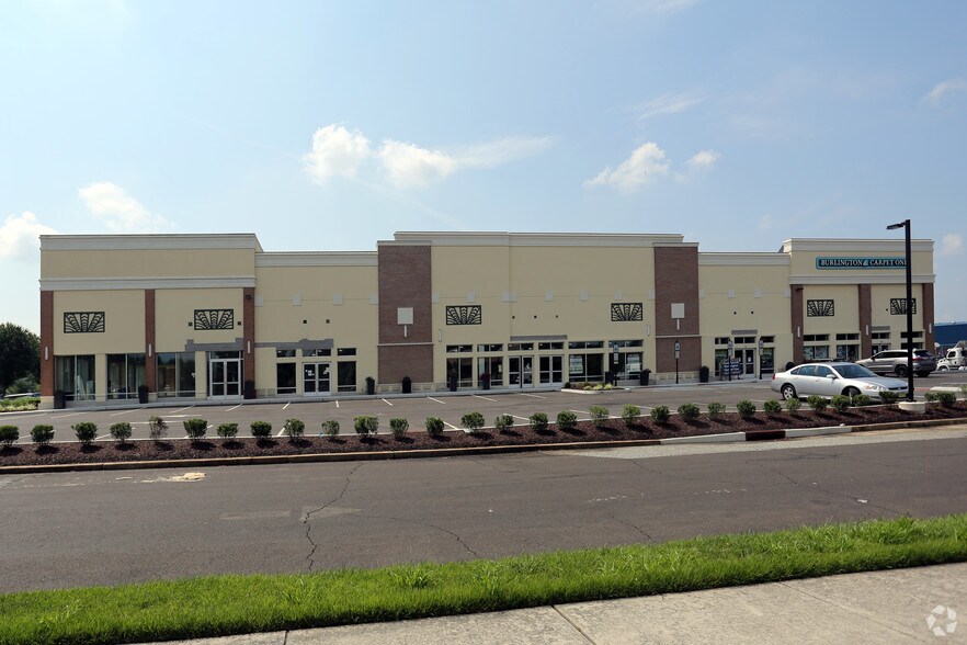 More Photos Of 931 Route 73 S, Marlton Restaurant For Lease