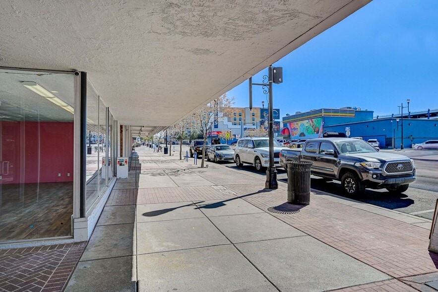 More Photos Of 119 S Water St, Henderson Storefront Retail Office For Lease