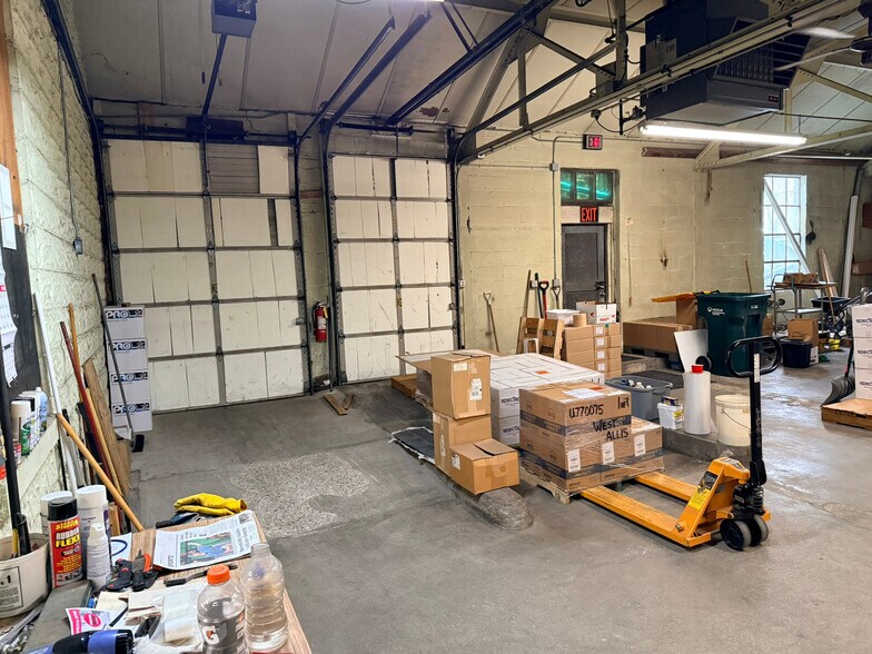 More Photos Of 2628 N Humboldt Blvd, Milwaukee Research And Development For Sale