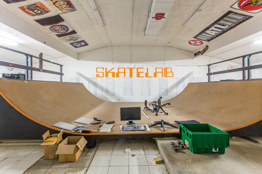 More Photos Of 1634 Northside Dr, Atlanta Storefront Retail Office For Sale