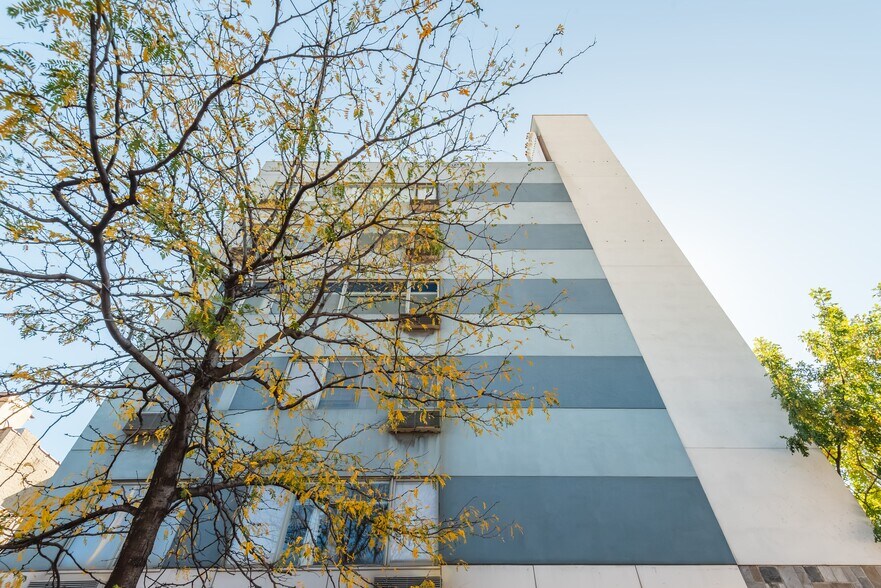 More Photos Of 518 Meeker Ave, Brooklyn Apartments For Sale