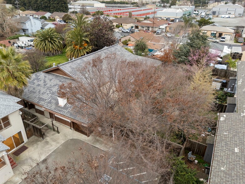 More Photos Of 24954 Cypress Ave, Hayward Multifamily For Sale