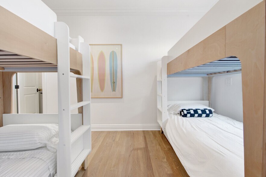 More Photos Of 5121 E Ocean Blvd, Long Beach Apartments For Sale