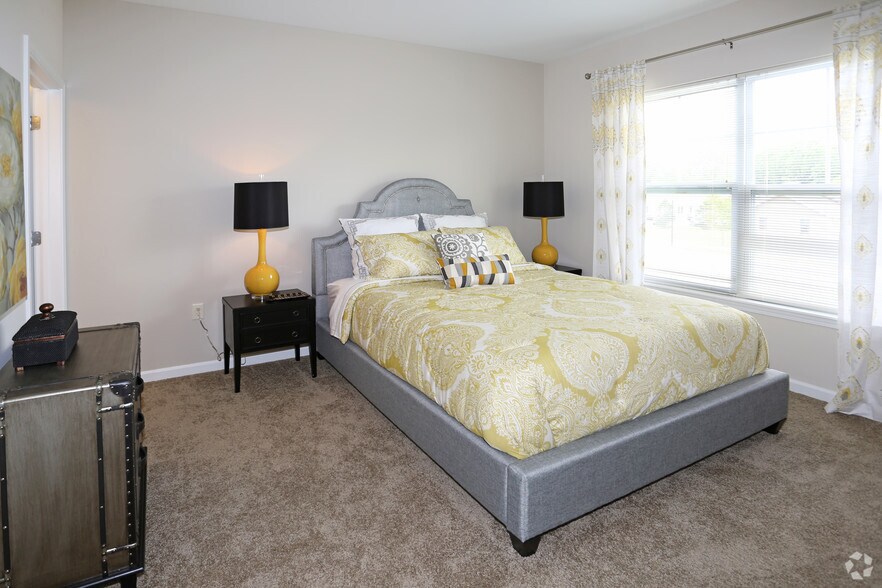 More Photos Of 6 Goldenroot Ln, North Chili Apartments For Sale