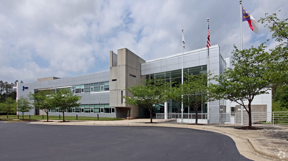 More Photos Of 20 TW Alexander Dr, Research Triangle Pk Research And Development For Lease