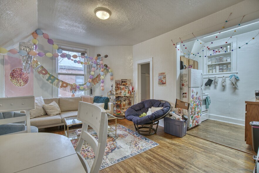 More Photos Of 1034 Spruce St, Boulder Apartments For Sale