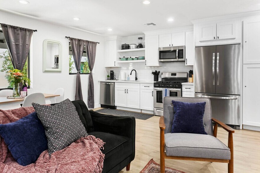 More Photos Of 3139 N 40th St, Phoenix Apartments For Sale