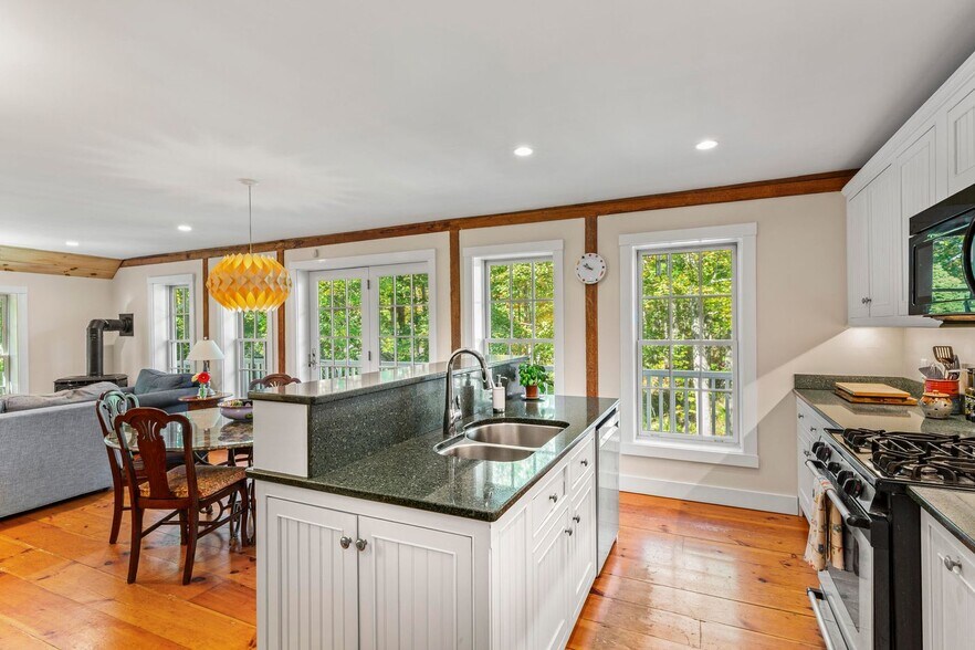 More Photos Of 22 High St, Camden Hospitality For Sale