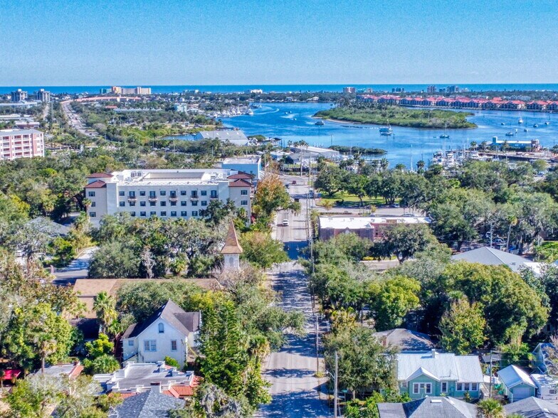 More Photos Of 215 Washington st, New Smyrna Beach Office Residential For Sale