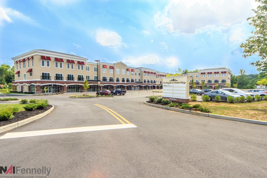 More Photos Of 100 Cabot Dr, Hamilton Medical For Lease