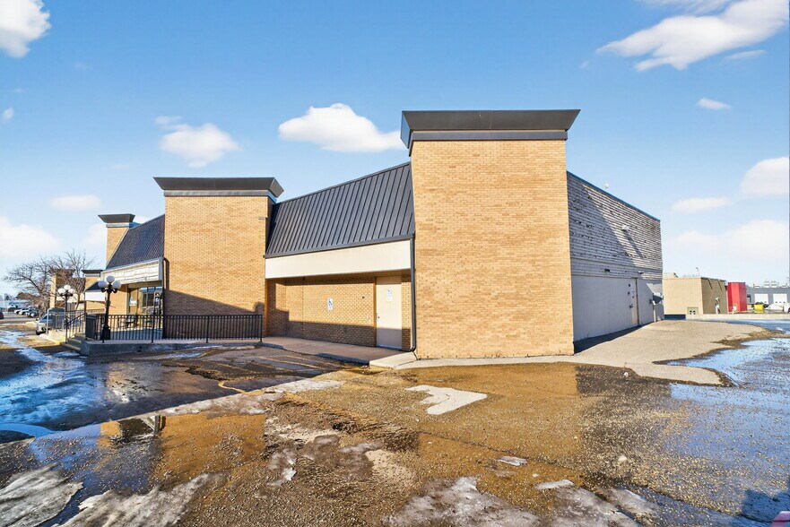 More Photos Of 136 Athabascan Av, Sherwood Park General Retail For Lease