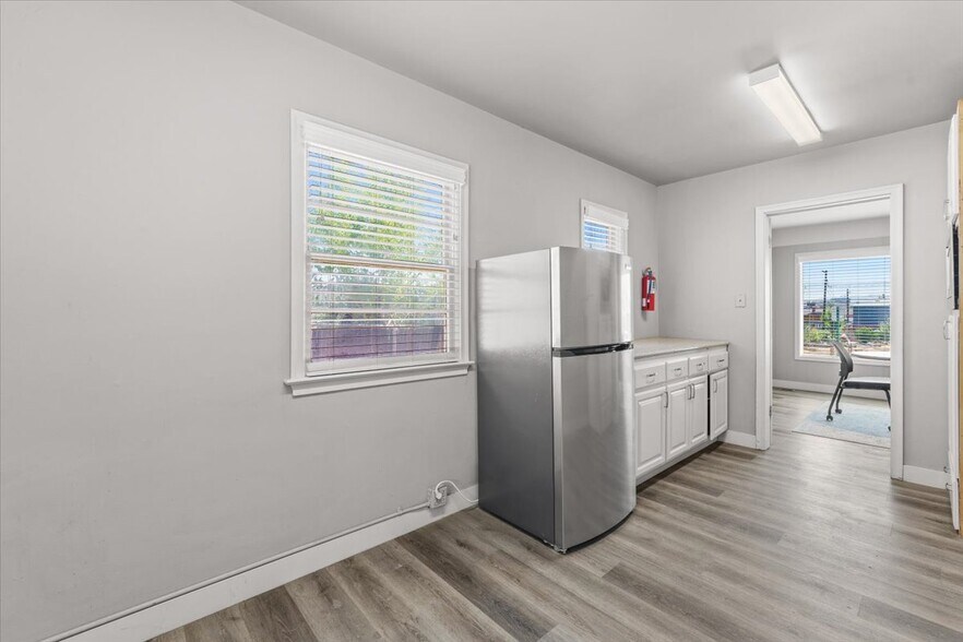 More Photos Of 277 Vassar St, Reno Freestanding For Sale