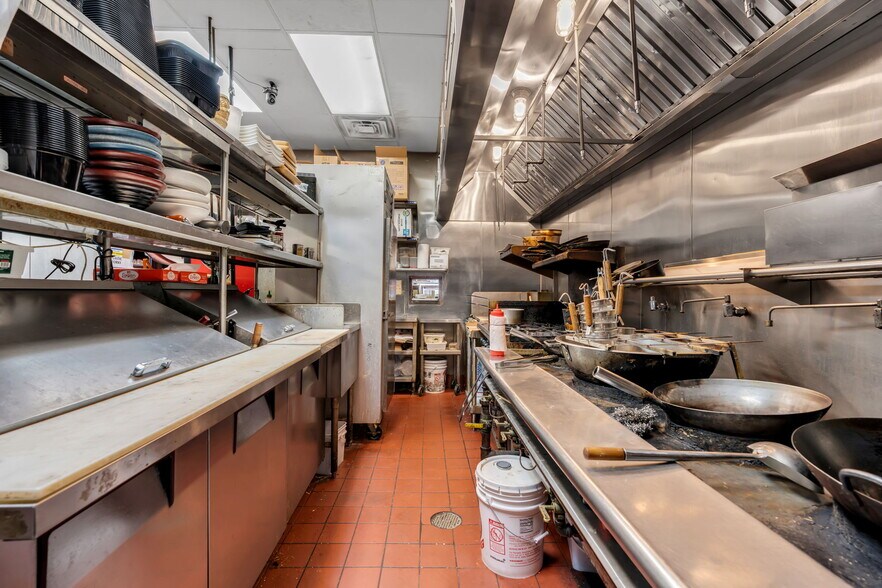 More Photos Of 82 Montgomery Ave, Long Branch Fast Food For Lease