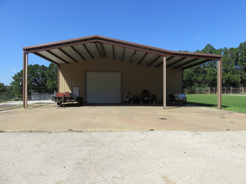 More Photos Of 3381 TX-21 Hwy, Nacogdoches Light Manufacturing For Sale
