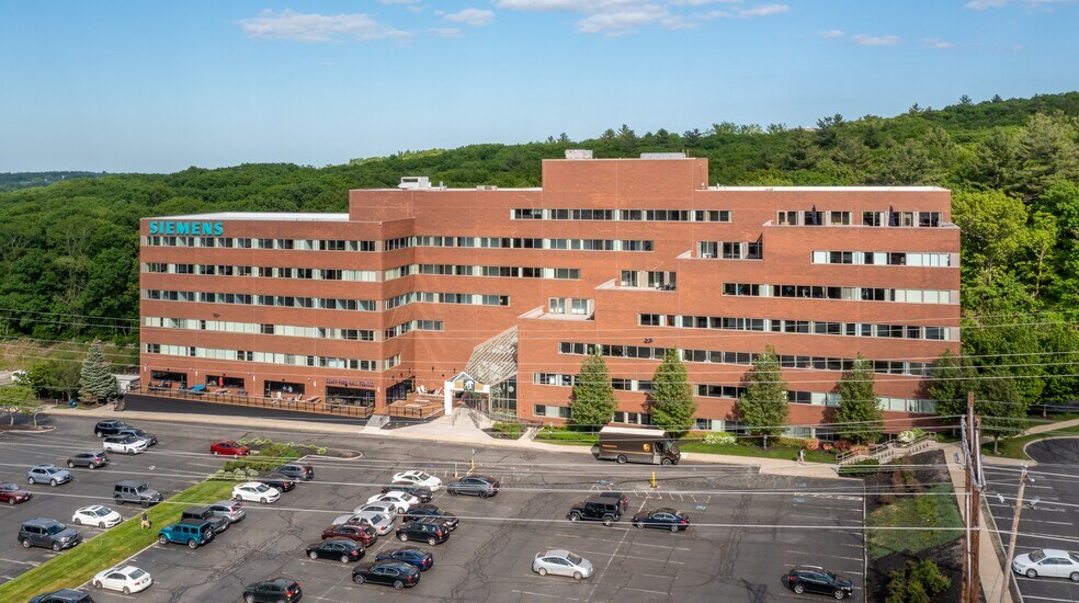 More Photos Of 200 Fifth Ave, Waltham Office For Lease