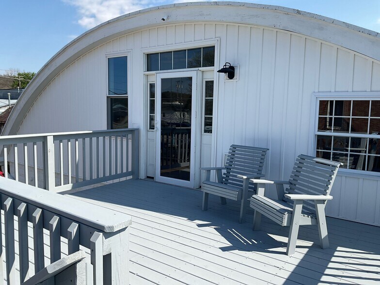 More Photos Of 112 1st St, Perrysville Flex For Lease