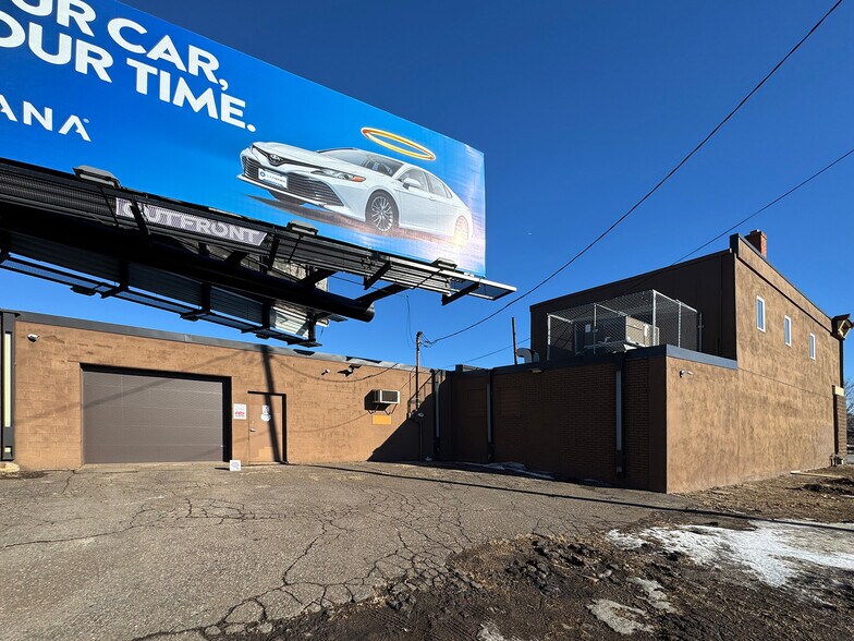 More Photos Of 1501 N Washington Ave, Minneapolis Warehouse For Sale
