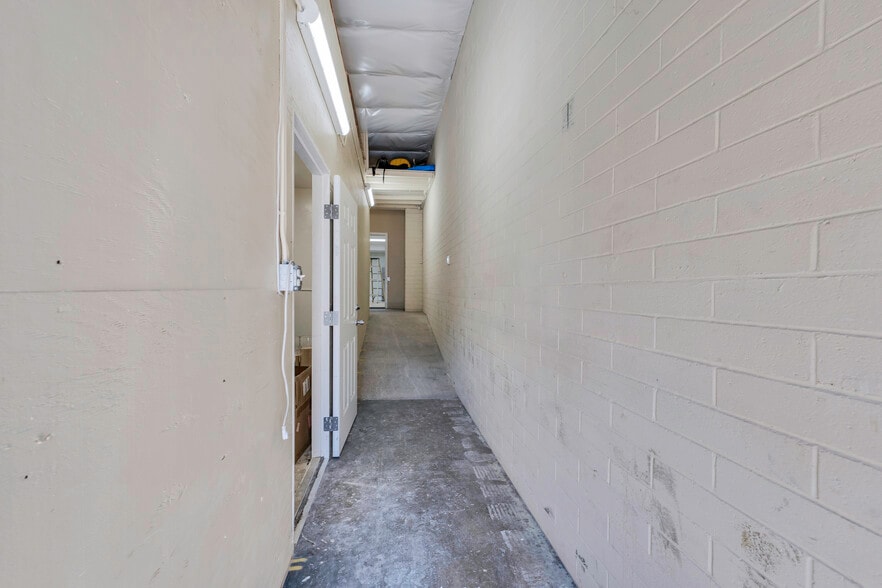 More Photos Of 6617 San Fernando Rd, Glendale Warehouse For Sale