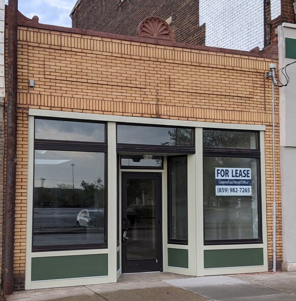 Primary Photo Of 609 York St, Newport Storefront For Lease