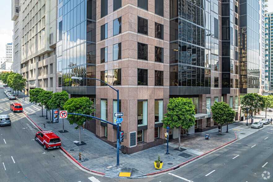 More Photos Of 750 B St, San Diego Office For Lease