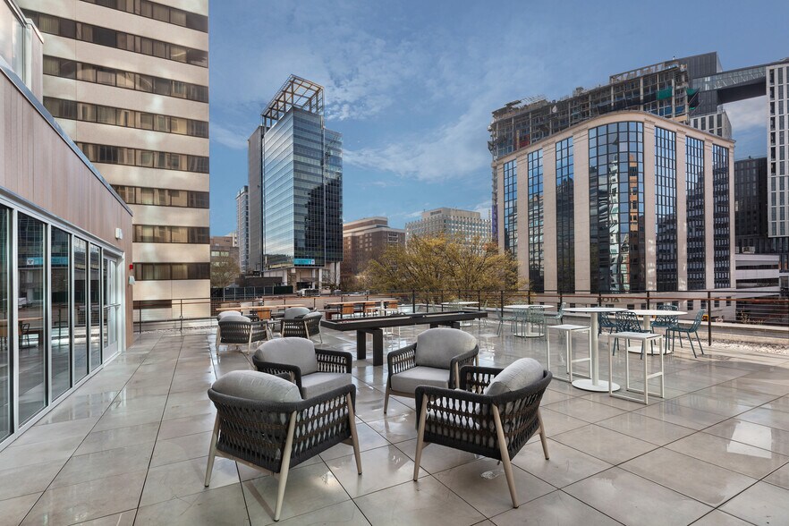 More Photos Of 2 Bethesda Metro Ctr, Bethesda Office For Lease