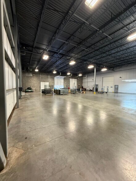 More Photos Of 12624 Cypress Creek Dr, Eads Warehouse For Lease