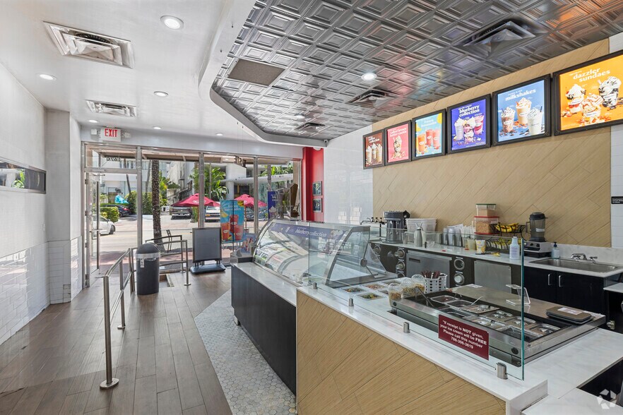 More Photos Of 235 Lincoln Rd, Miami Beach Unknown For Lease