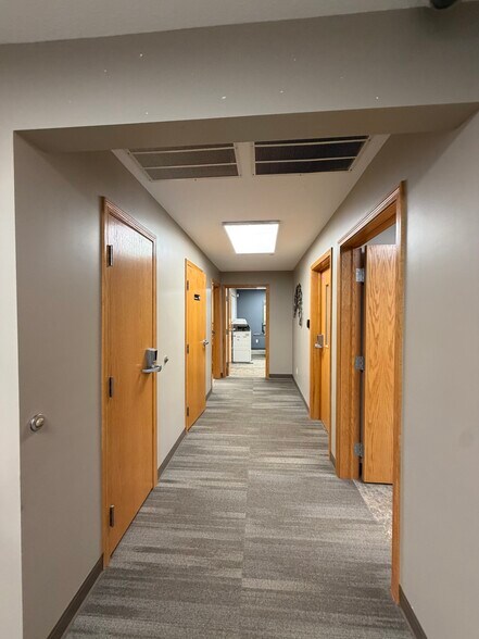 More Photos Of 502 Henry St, New Haven Office For Sale