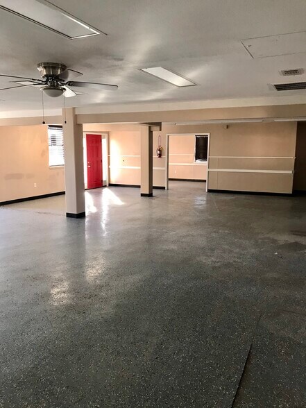 More Photos Of 3601 E Hwy 67, Cleburne Restaurant For Lease