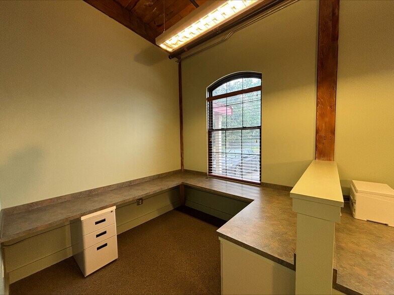 More Photos Of 61-63 Cedar Ave, East Greenwich Medical For Sale