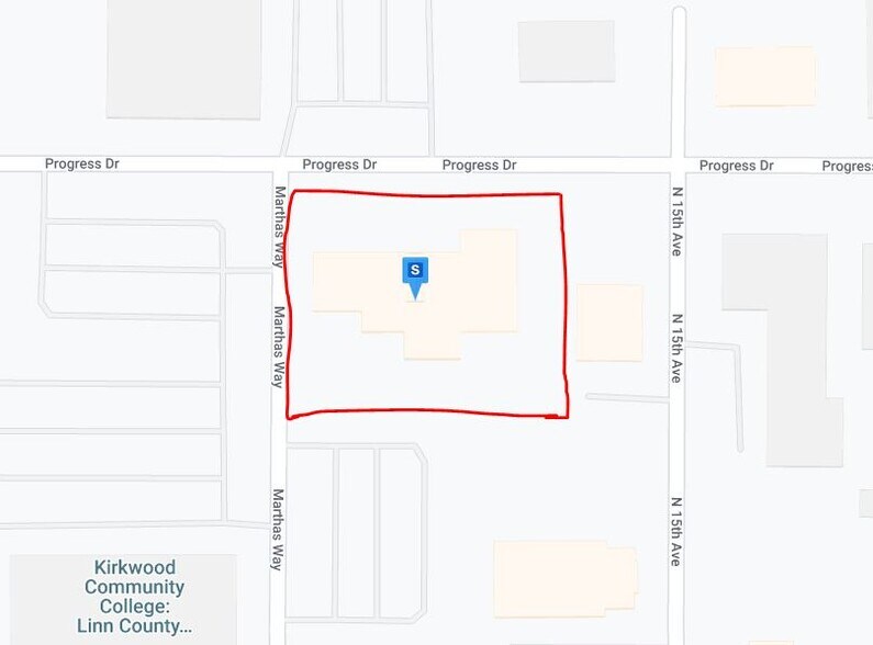 More Photos Of 921-929 Marthas Way, Hiawatha Light Distribution For Sale