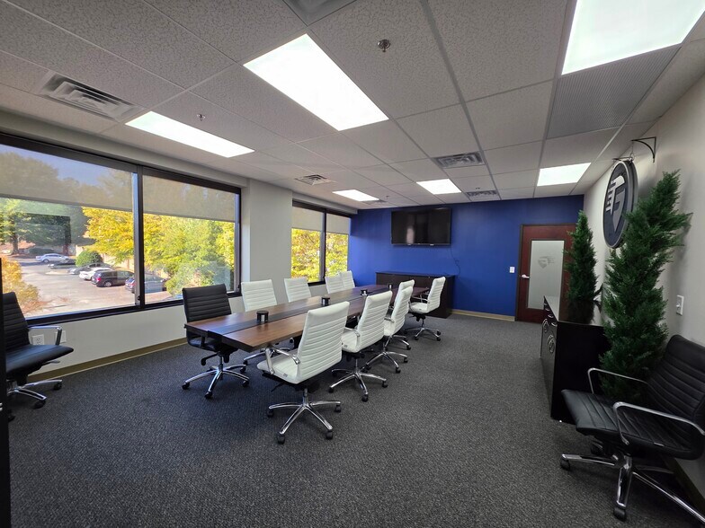 More Photos Of 303 Corporate Center Dr, Stockbridge Office For Lease