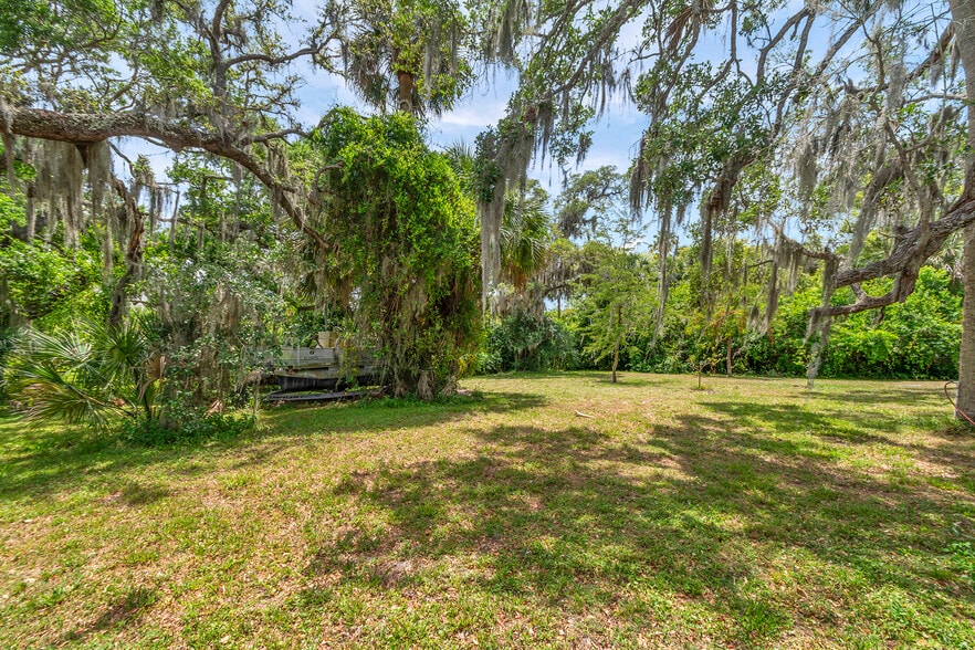 More Photos Of 625 E Melbourne Ave, Melbourne Land For Sale