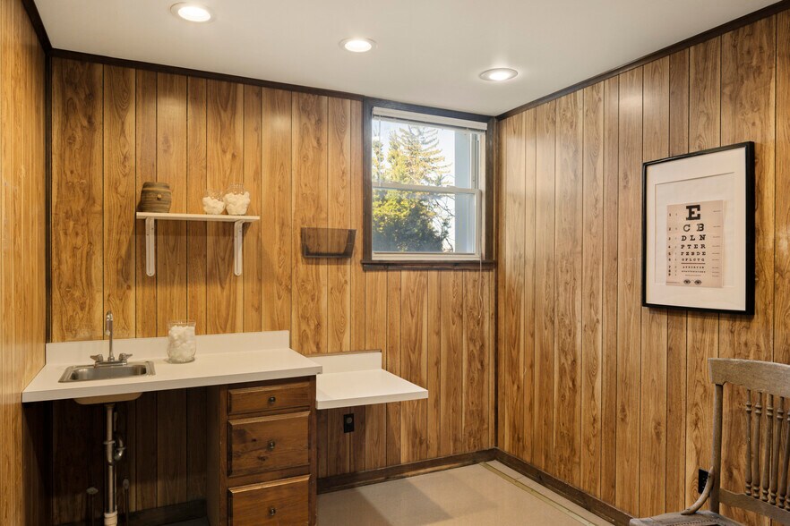 More Photos Of 2400 US Route 9, Hudson Office For Sale