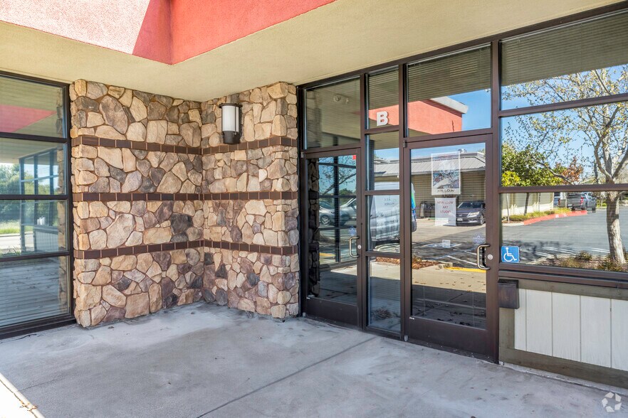 More Photos Of 8731-8799 Auburn Folsom Rd, Granite Bay Unknown For Lease
