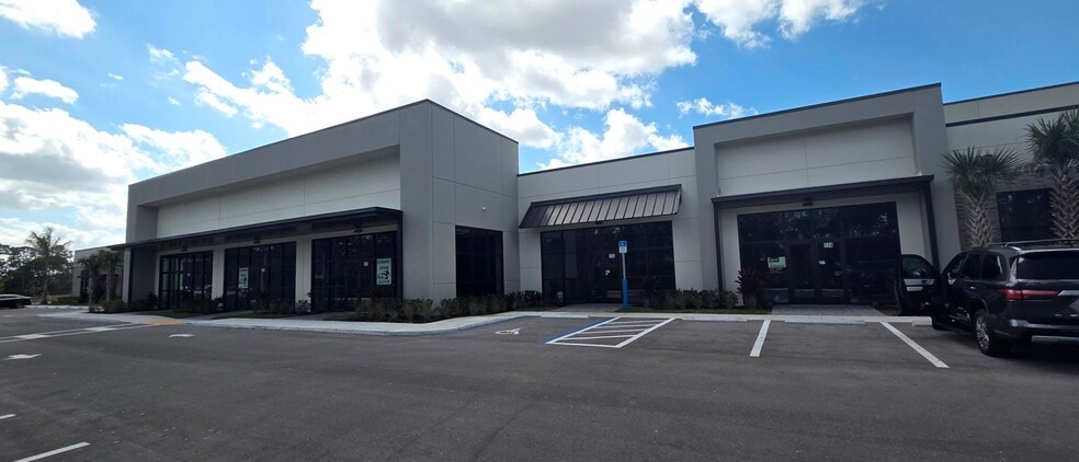 More Photos Of 9606 Bernpine Ct, Bonita Springs General Retail For Lease