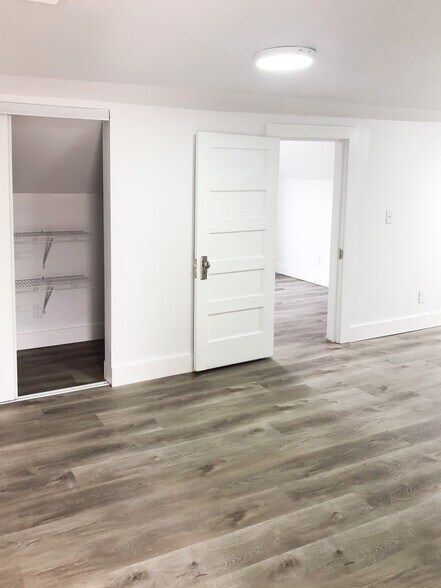 More Photos Of 55 Main St, Garden City Office Residential For Sale