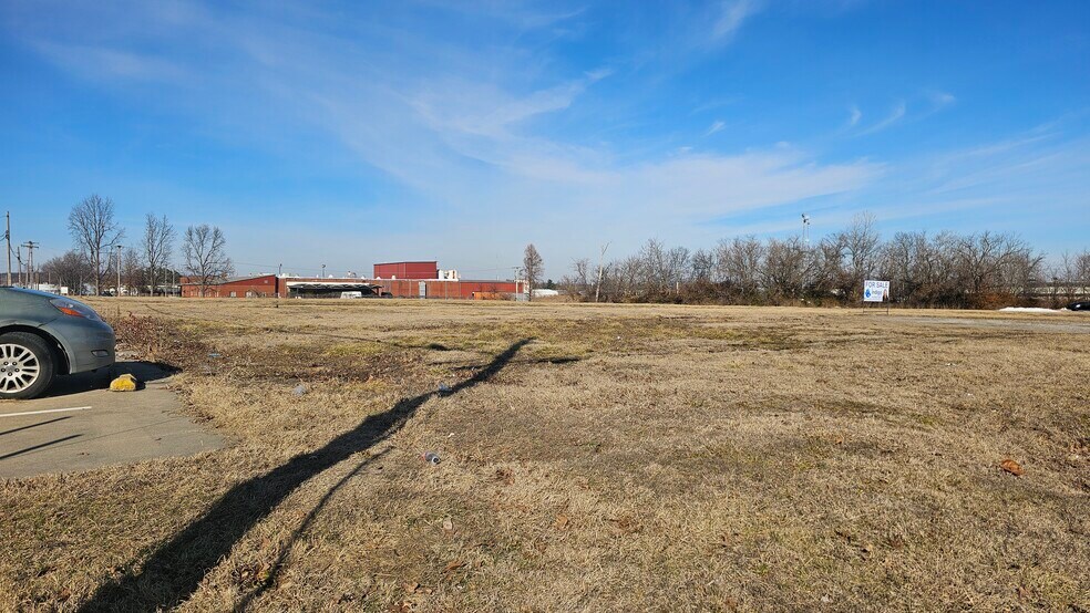 More Photos Of 103 4th st, Marion Land For Sale