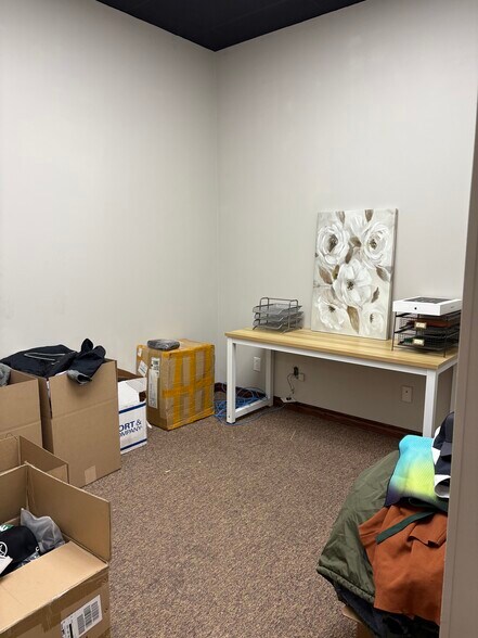 More Photos Of 2801 N Government Way, Coeur d'Alene Light Manufacturing For Sale