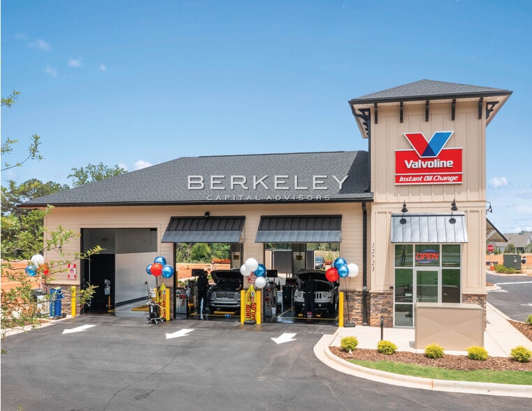 More Photos Of 12723 Albemarle Rd, Mint Hill General Retail For Sale