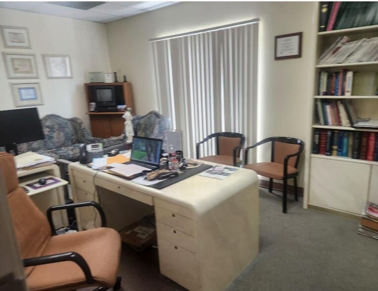More Photos Of 8500 Florence Ave, Downey Medical For Lease