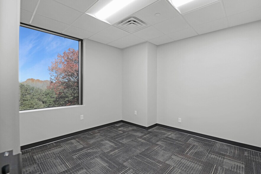 More Photos Of 400 N Allen Dr, Allen Office For Lease