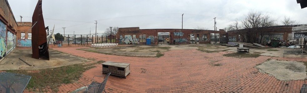 Primary Photo Of 2003 Park Ave, Dallas General Retail For Lease